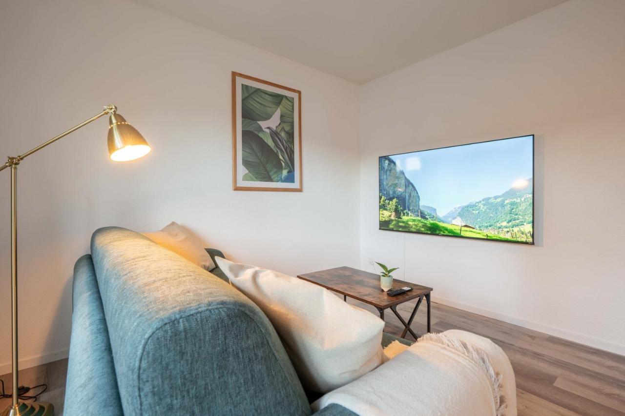 Moderne Wohnung Mit Parkplatz - Top Floor Ostermundigen Exterior foto